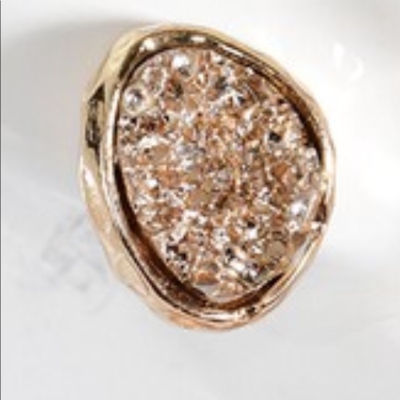 2 Left 🔥Rose Gold Dainty oval druzy stud earrings - Picture 2 of 6